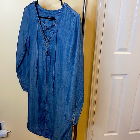 LIKENEW AE denim dress w pockets + lace up - Picture 6 of 7